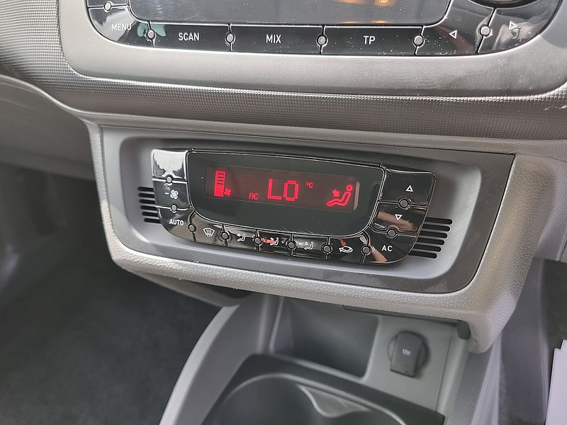 SEAT Ibiza Good Stuff - U7496