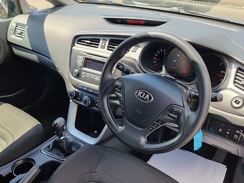 Kia Ceed CRDi EcoDynamics 1 - U7497