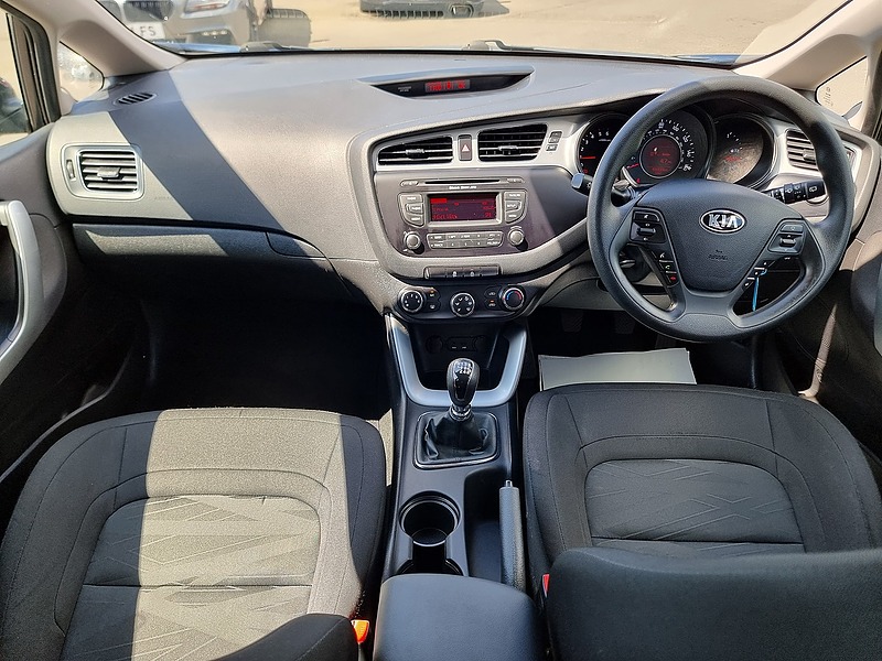 Kia Ceed CRDi EcoDynamics 1 - U7497