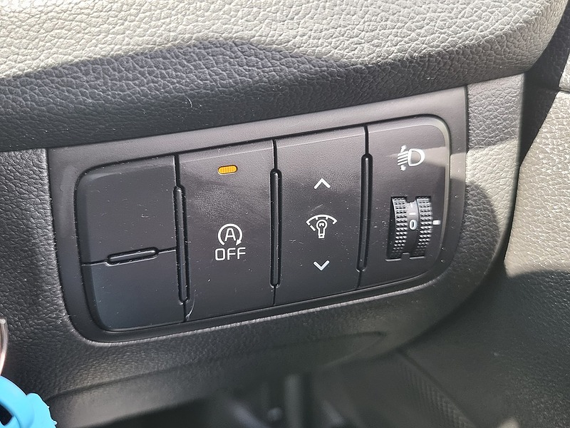 Kia Ceed CRDi EcoDynamics 1 - U7497