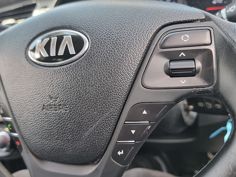 Kia Ceed CRDi EcoDynamics 1 - U7497
