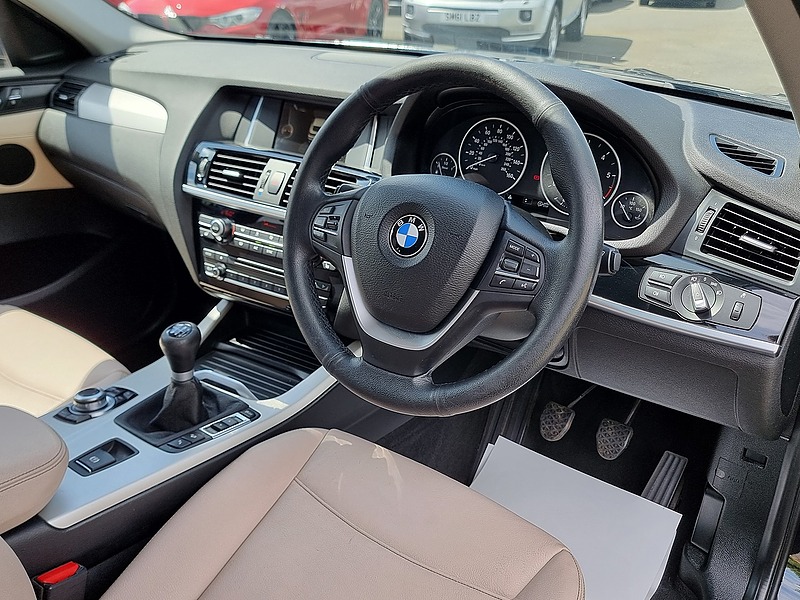 BMW X4 20d SE - U7506