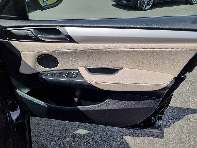 BMW X4 20d SE - U7506