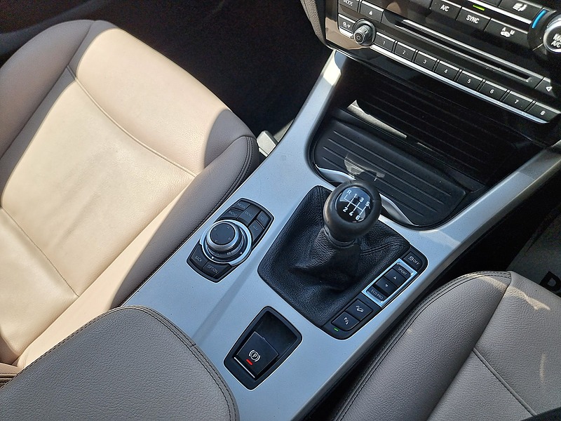 BMW X4 20d SE - U7506