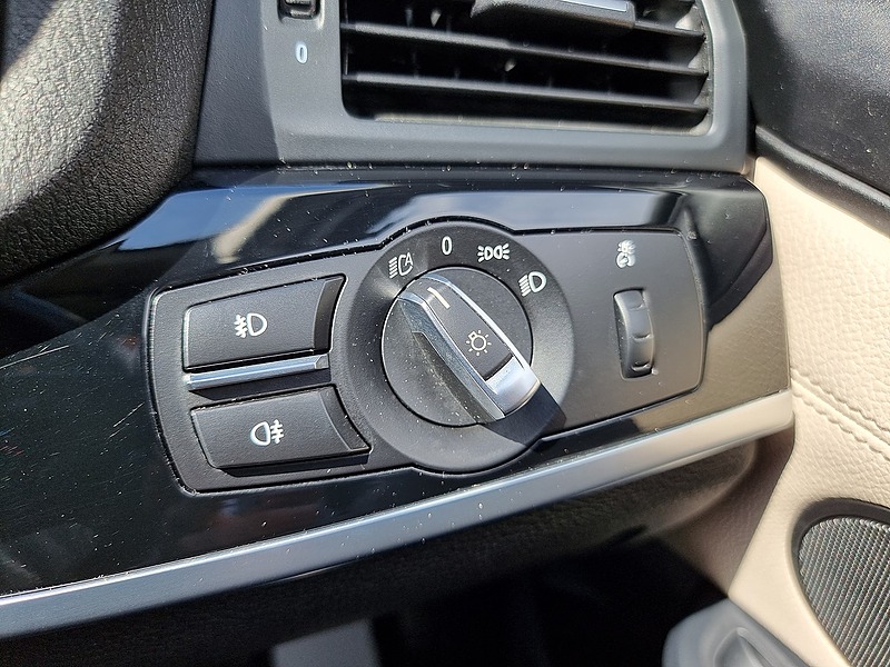 BMW X4 20d SE - U7506