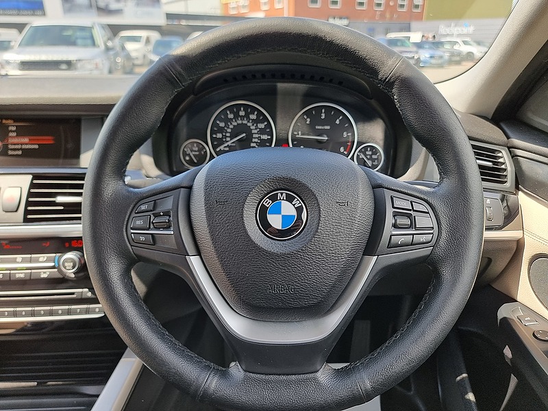 BMW X4 20d SE - U7506