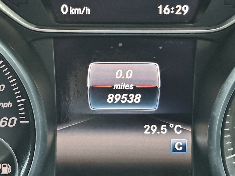 Mercedes-Benz A Class A180d AMG Line - U7508