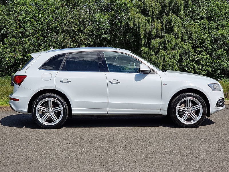 Audi Q5 TDI S line Plus - U7511