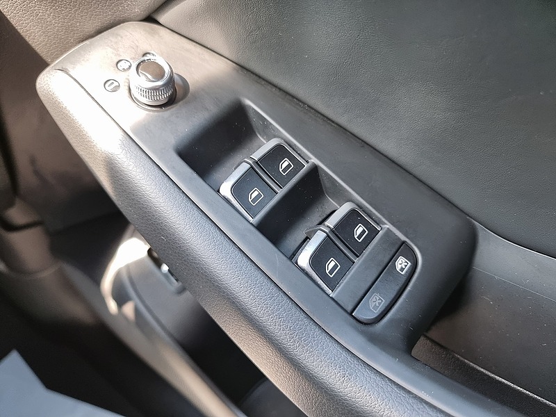 Audi Q5 TDI S line Plus - U7511