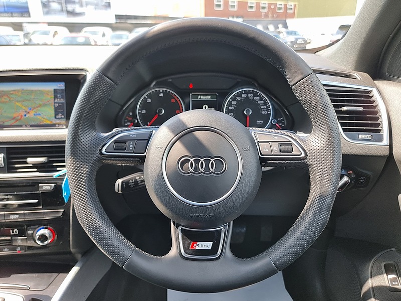 Audi Q5 TDI S line Plus - U7511