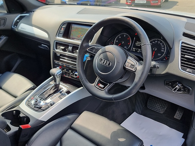 Audi Q5 TDI S line Plus - U7511