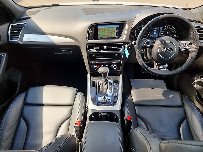 Audi Q5 TDI S line Plus - U7511