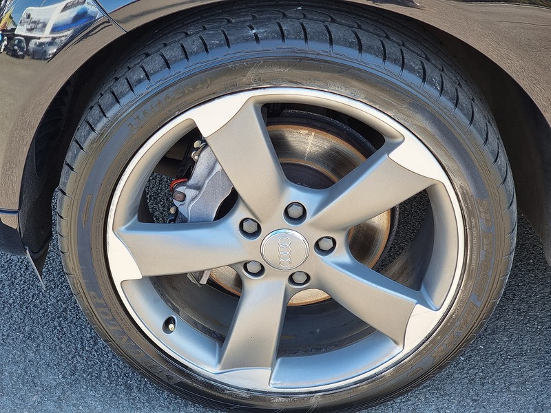 Audi Q7 TDI V6 S line Style Edition - U7516