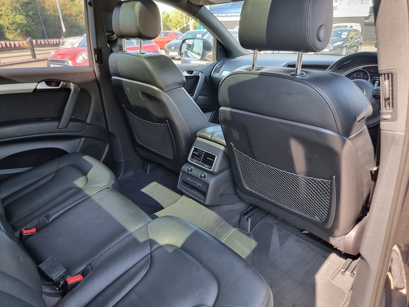 Audi Q7 TDI V6 S line Style Edition - U7516