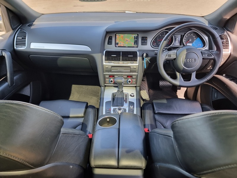 Audi Q7 TDI V6 S line Style Edition - U7516