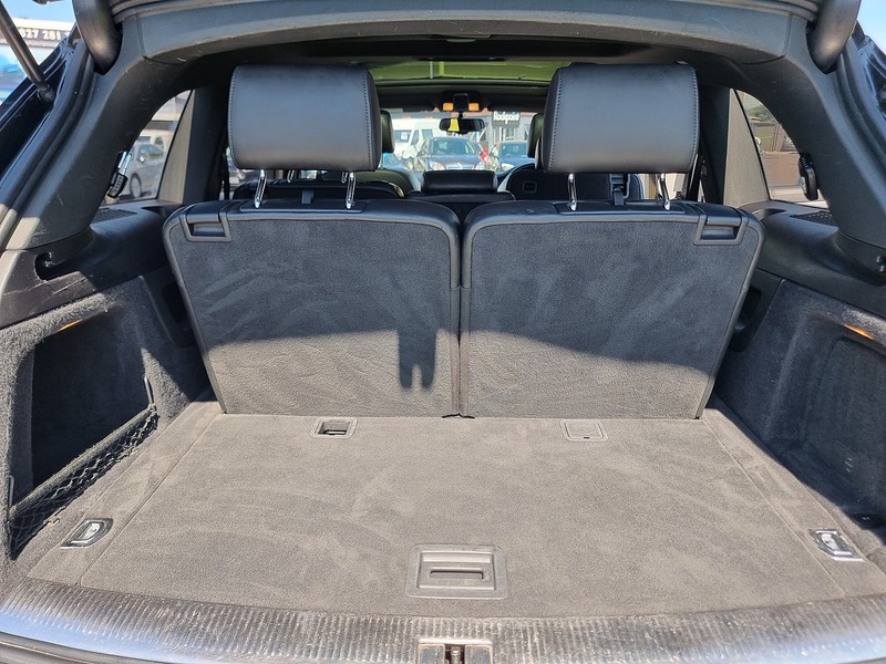 Audi Q7 TDI V6 S line Style Edition - U7516