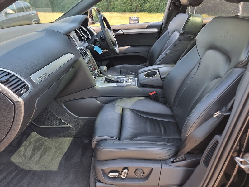 Audi Q7 TDI V6 S line Style Edition - U7516
