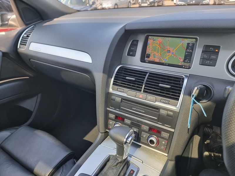 Audi Q7 TDI V6 S line Style Edition - U7516