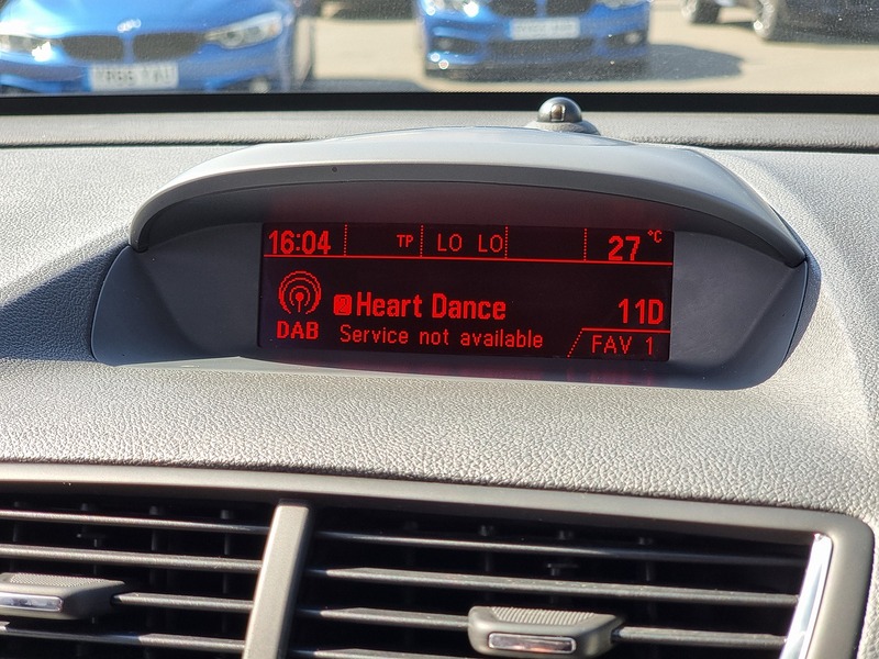 Vauxhall Mokka i Turbo SE - U7519