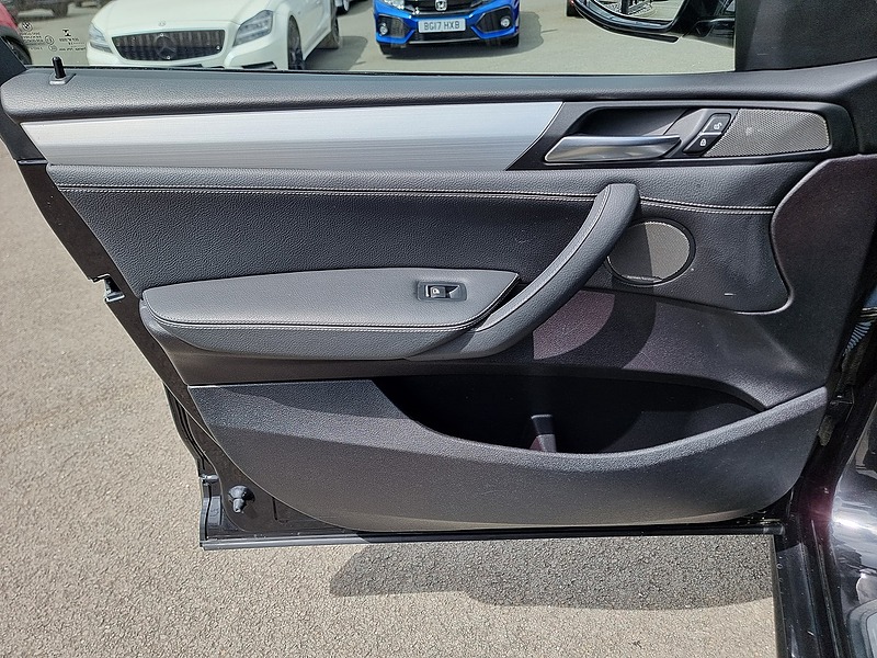 BMW X3 20d M Sport - U7528