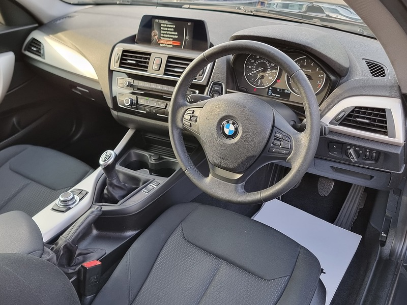 BMW 1 Series 118i SE - U91008