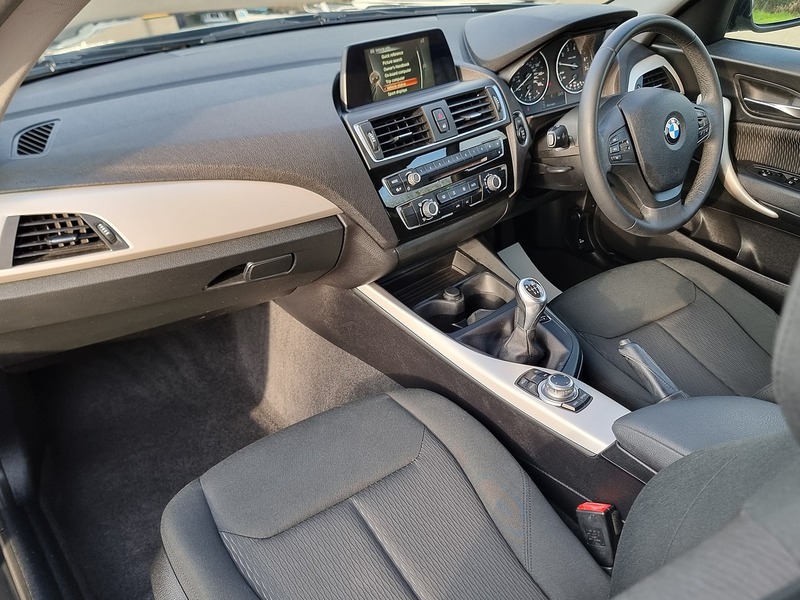 BMW 1 Series 118i SE - U91008
