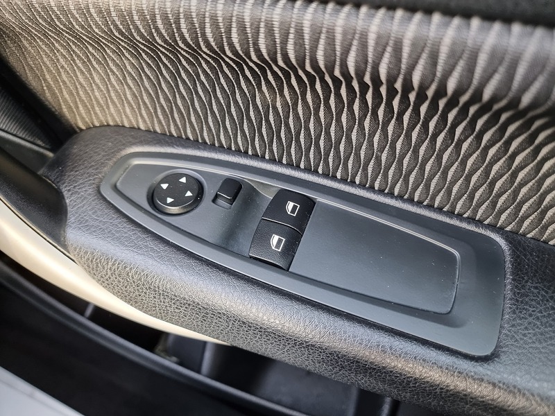 BMW 1 Series 118i SE - U91008