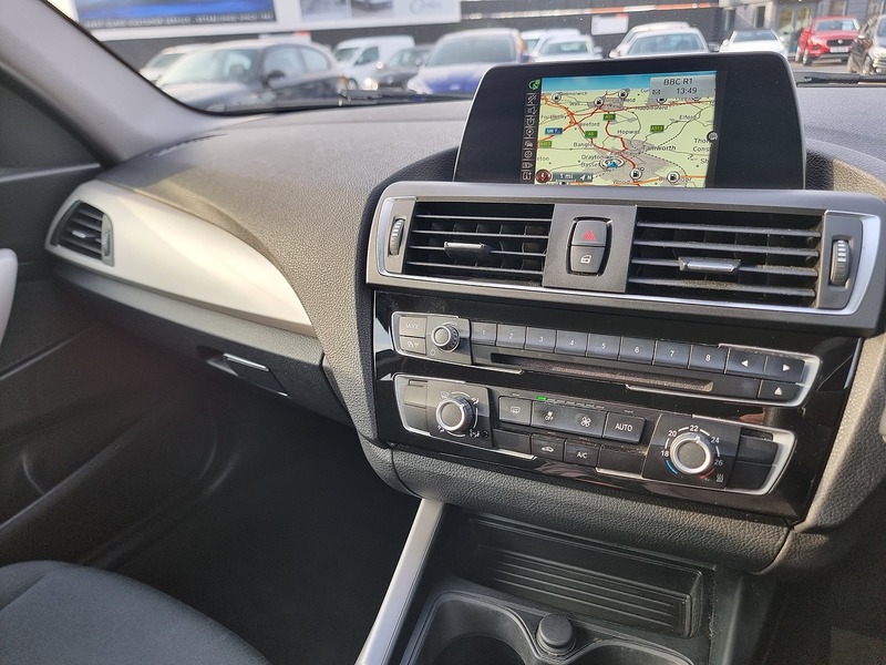 BMW 1 Series 118i SE - U91008