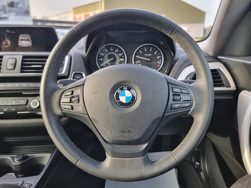 BMW 1 Series 118i SE - U91008