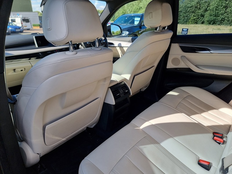 BMW X6 M50d - U91013