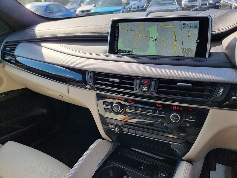 BMW X6 M50d - U91013