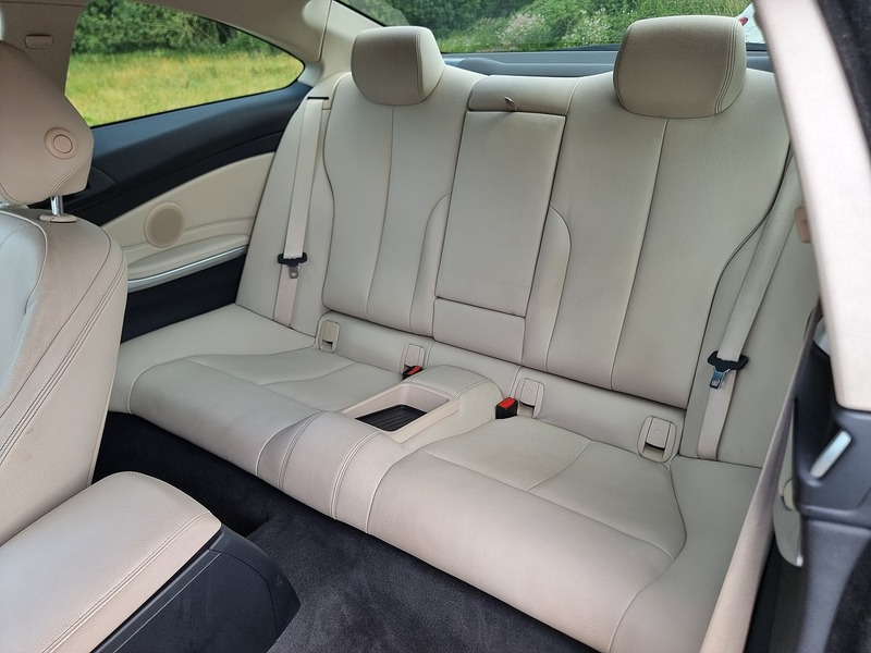 BMW 4 Series 420d Luxury - U91015