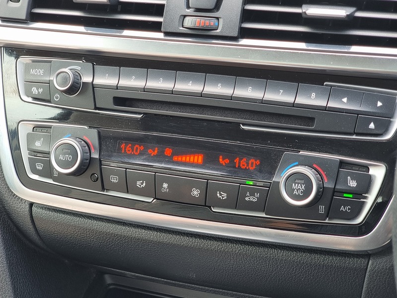 BMW 4 Series 420d Luxury - U91015