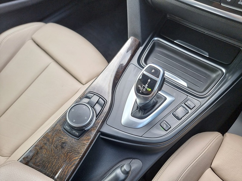 BMW 4 Series 420d Luxury - U91015