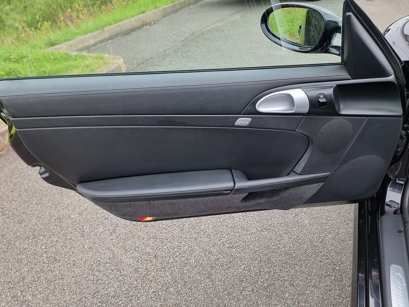 Porsche Cayman 987 S - U91019