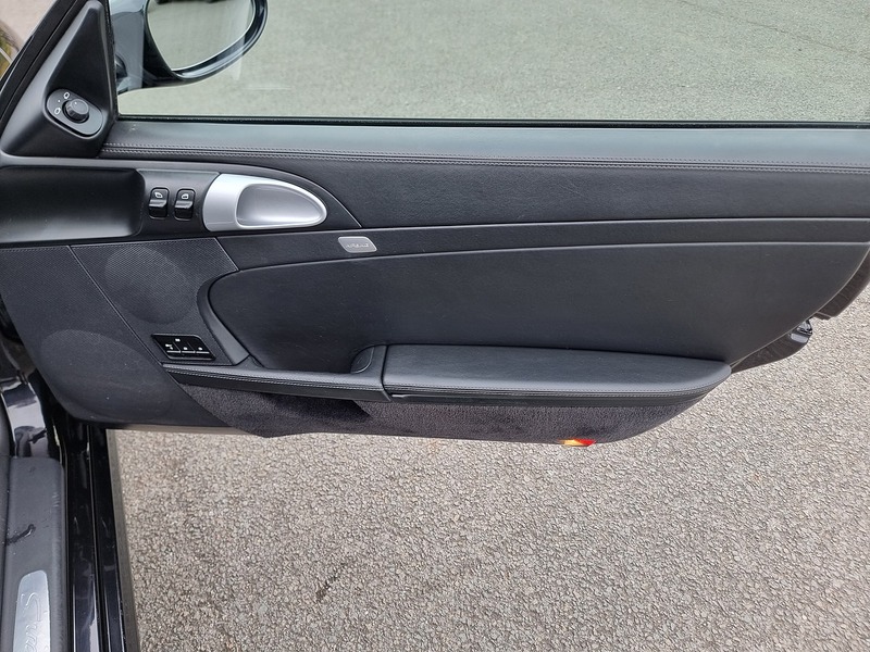 Porsche Cayman 987 S - U91019