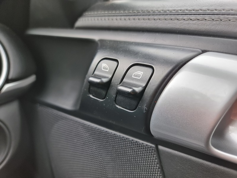 Porsche Cayman 987 S - U91019