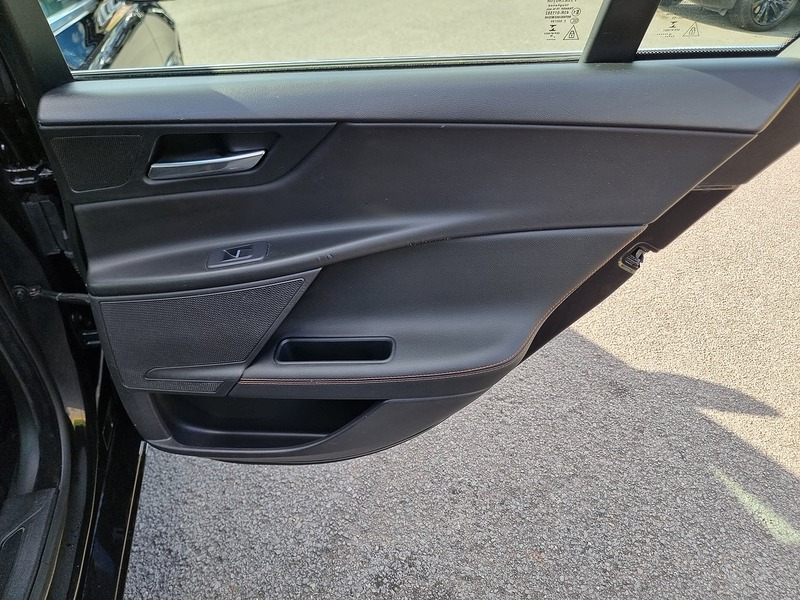 Jaguar XE d Prestige - U91030