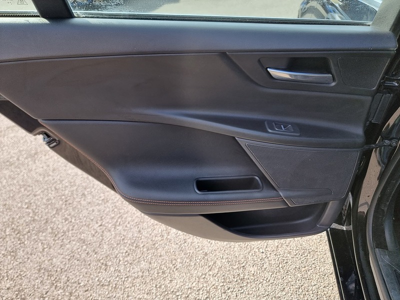 Jaguar XE d Prestige - U91030