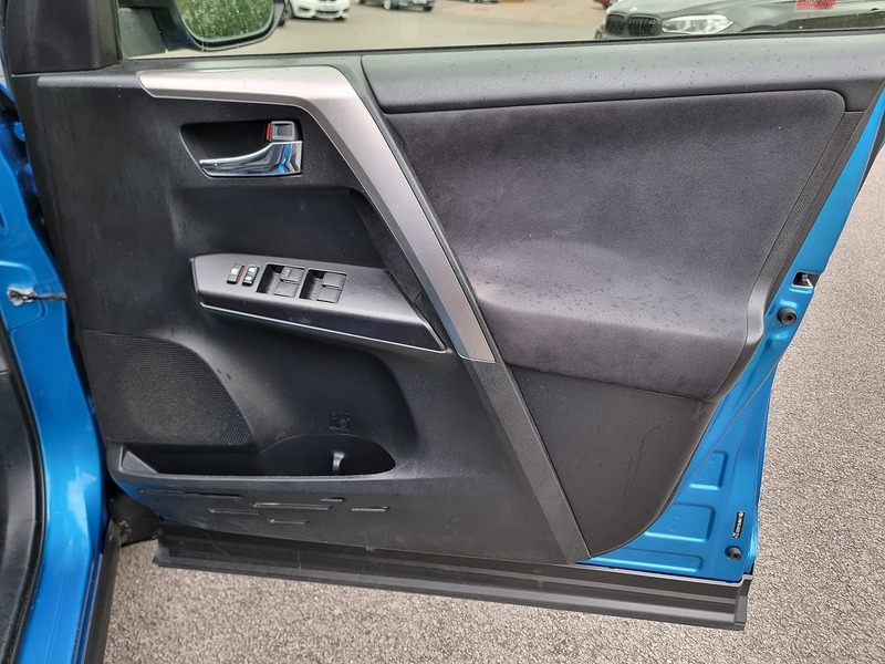 Toyota RAV4 D-4D Icon - U91033