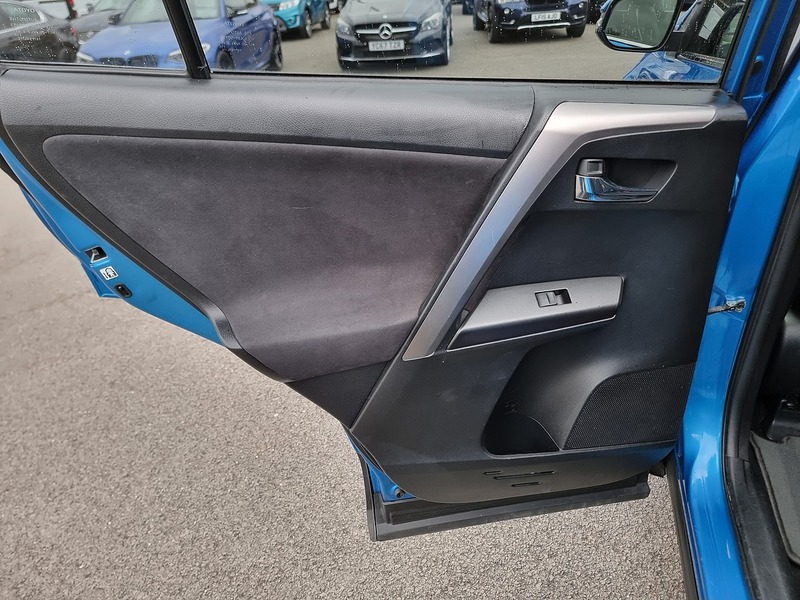 Toyota RAV4 D-4D Icon - U91033