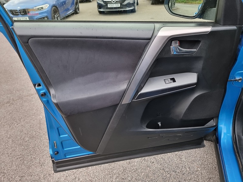 Toyota RAV4 D-4D Icon - U91033