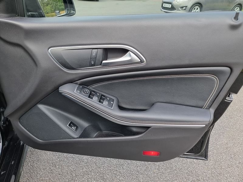 Mercedes-Benz CLA CLA180 Sport - U91036