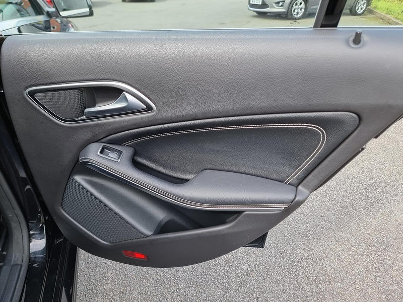 Mercedes-Benz CLA CLA180 Sport - U91036