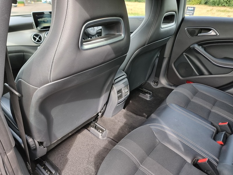 Mercedes-Benz CLA CLA180 Sport - U91036