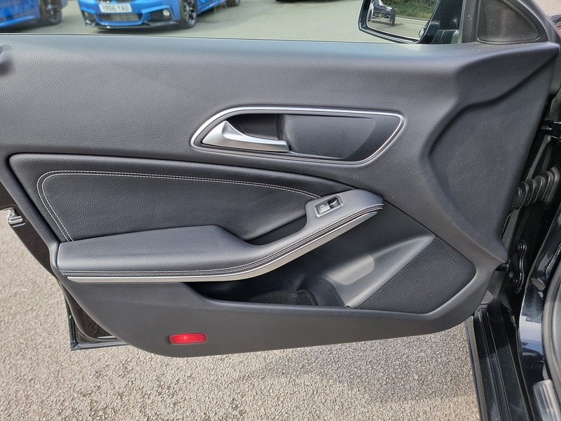 Mercedes-Benz CLA CLA180 Sport - U91036