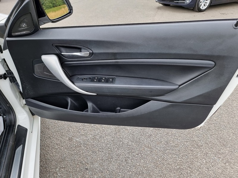 BMW 2 Series 220d M Sport - U91039