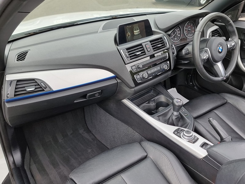 BMW 2 Series 220d M Sport - U91039