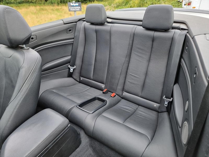 BMW 2 Series 220d M Sport - U91039