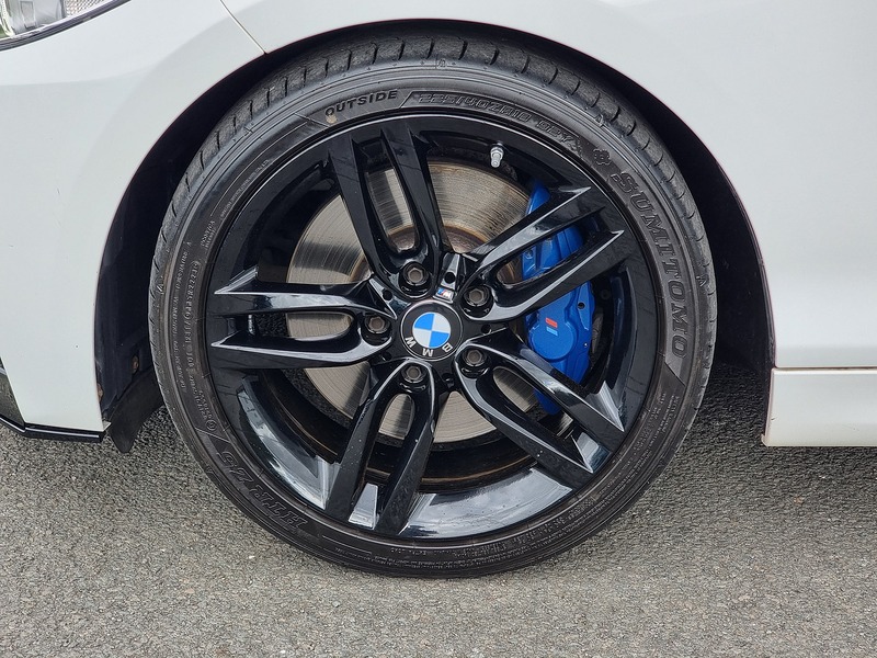 BMW 2 Series 220d M Sport - U91039